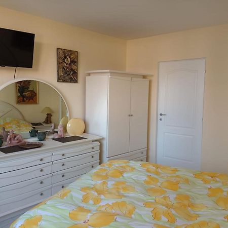Two Bedroom Apartment Farmec Клуж-Напока Екстериор снимка