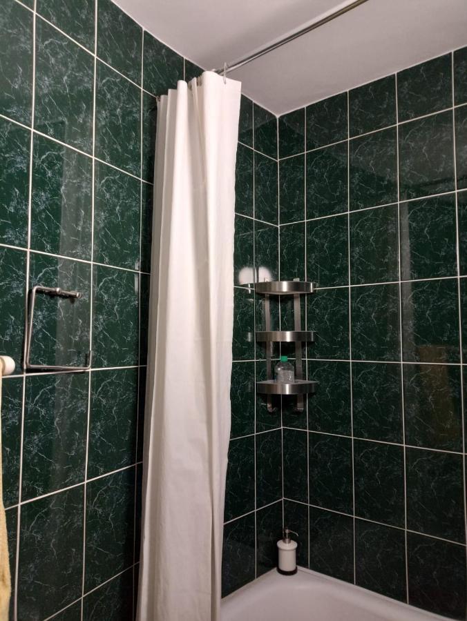 Two Bedroom Apartment Farmec Клуж-Напока Екстериор снимка